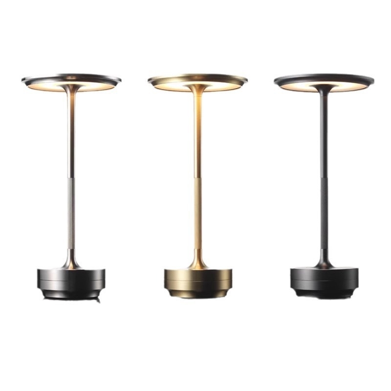 Galda lampa ar nordisku noskaņu – dzelzs turētājs, alumīnija korpuss, 5V, 3W, manuālais gaismas regulator