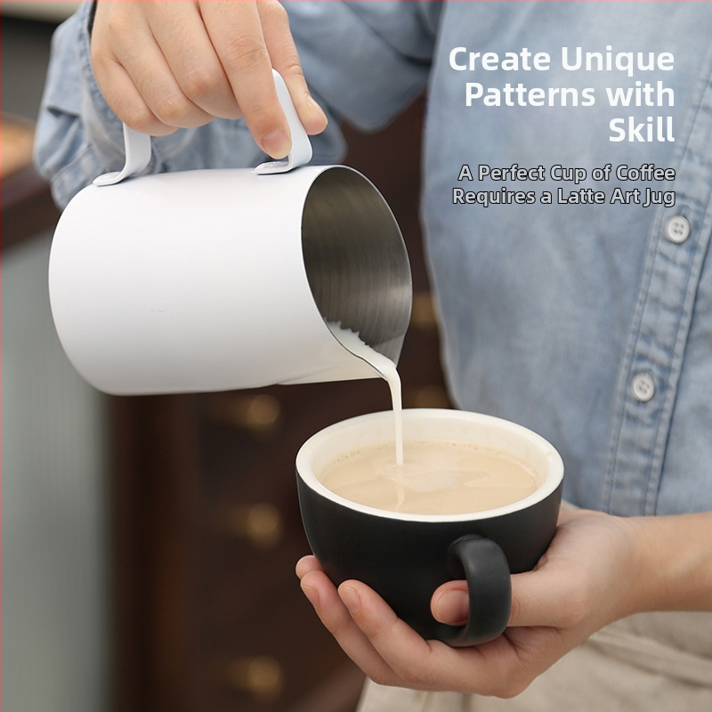 304 nerūdijančio plieno latte art indas su įstrižą snapeliu, pieno plakimo puodelis su matavimo skalėmis, prekinis ženklas Chuangchao, tinkamas biurui, namams, barams ir kavinėms, pritaikomas