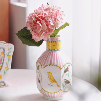 Keramička vaza s motivom Nightingale i Rose, moderni minimalistički stil, spremna za poklon