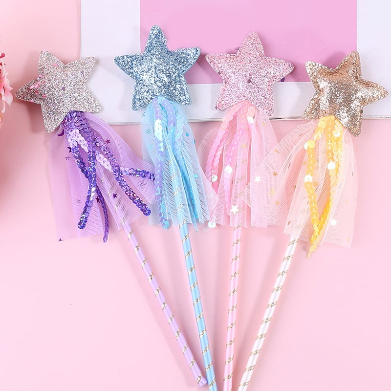 Käsitööna valminud tähekujuline riidest maagiline võlukepp, laste etenduste jaoks