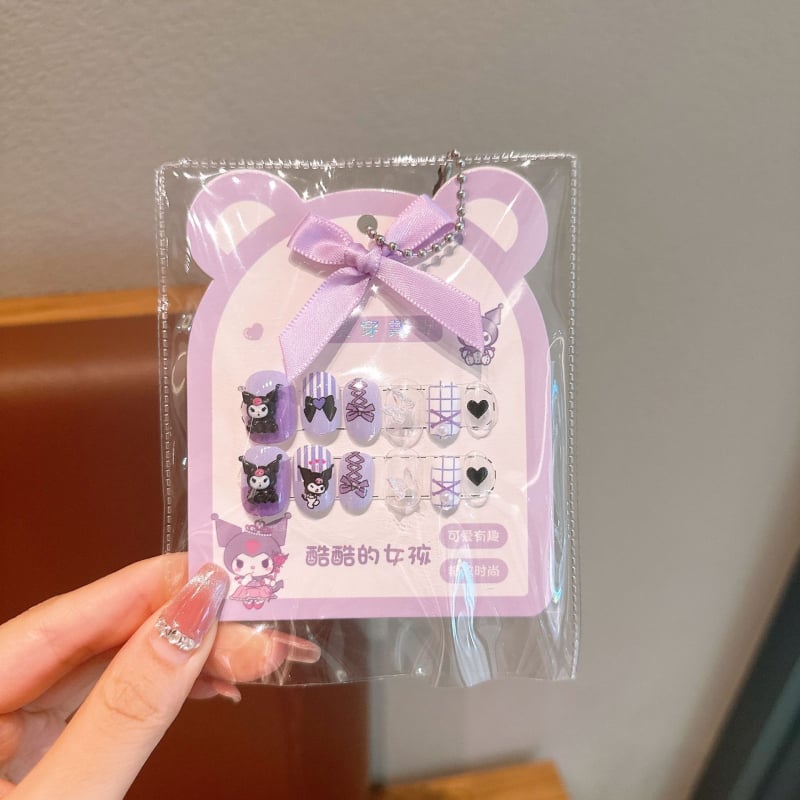 Lastele akrüüllae küüne kleepsud karikatuurse mustriga, käsitöö, ellipsikujulised, eraldi pakendatud