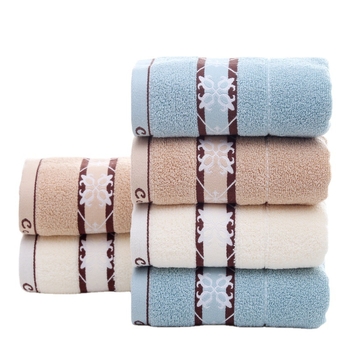 Πετσέτα προσώπου από βαμβάκι με ζακάρτ, μακρύ νημά, 32s νήματα, ζακάρτ ύφανση, 100-120 g, περιεκτικότητα σε βαμβάκι 95%