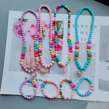 Laste südamekujuline kaelakee ja käevõru komplekt, käsitöö plastikust/ vaigust, merineitsi koorikdisain, kaheosaline komplekt, printsesside sari