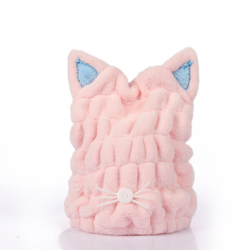 Macskaszőr fülű hajszárító sapka, korallflís mikroszálas, gyors száradású, puha kapucni; rostok poliészter és nylon; tömeg 50–79 g; 32 szál