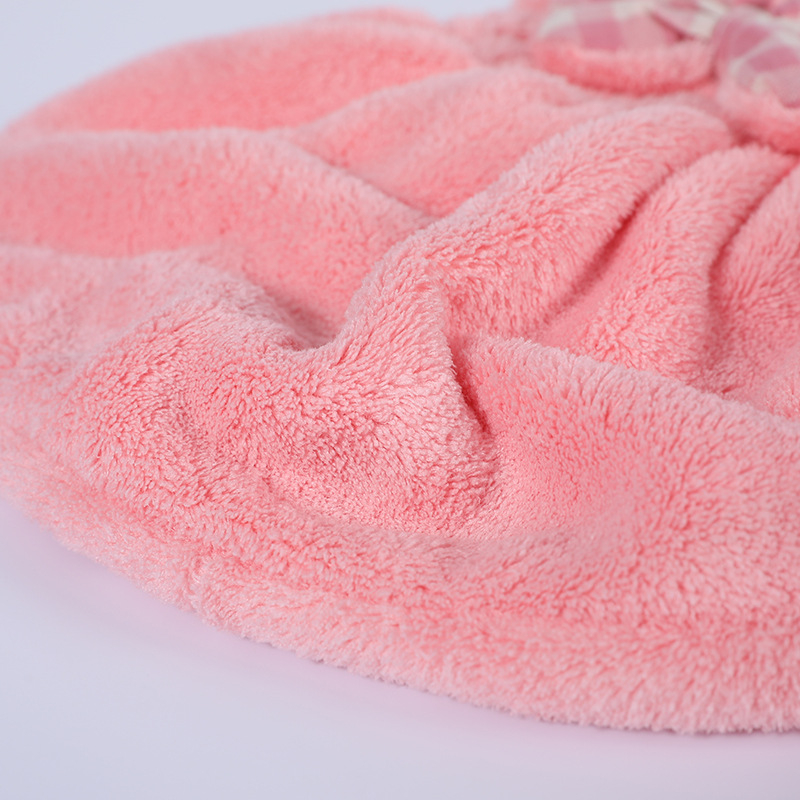 Hajszárításhoz készült hajsapka korall plüssből, masnival, felnőtteknek, 63 g, 80% fő összetevő, nylon rost, varrás