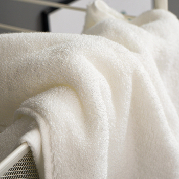 100% pamut arc törölköző hotel és otthoni használatra, 140–170 g, Break folyamat, testre szabható