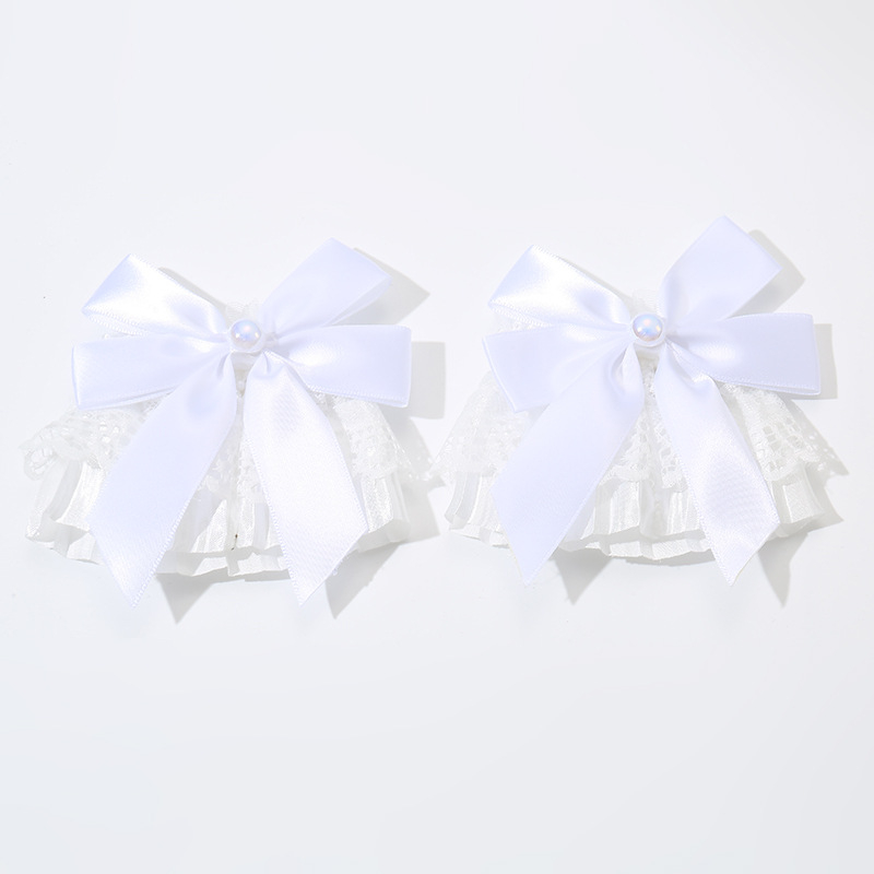 Dječji zvonasti rukavi s mašnicom, perlicama i plisiranom čipkom