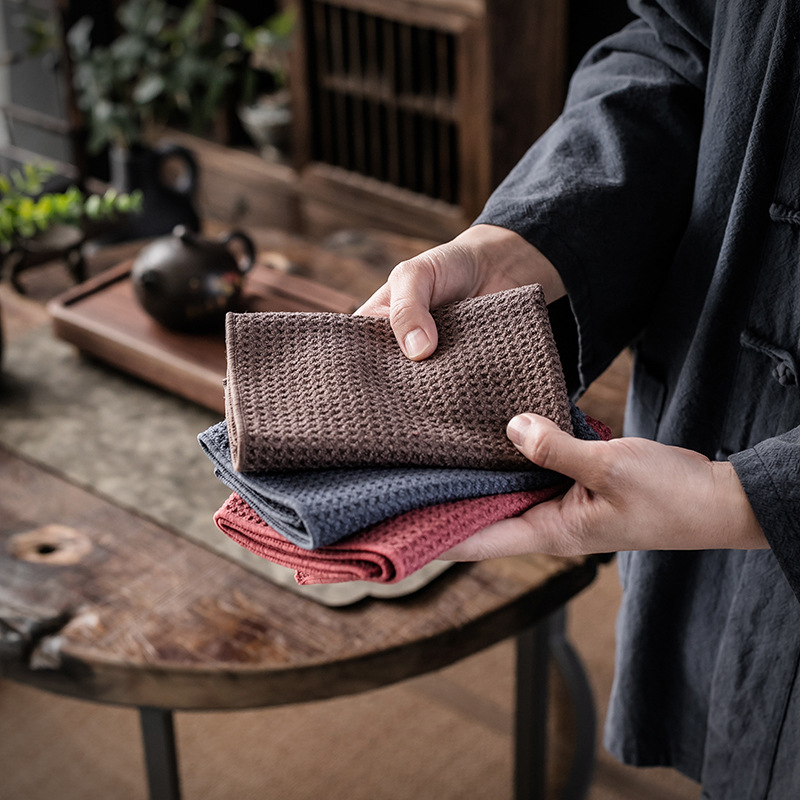 Prosop de ceai Qijie, din material textil, origine Dehua, lansare 2023, ambalat în pungă OPP