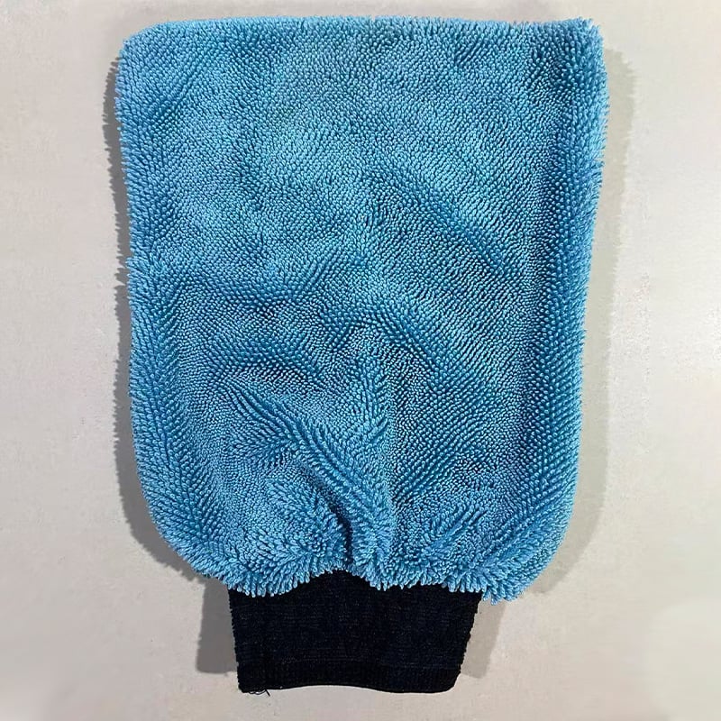 Mănuși de curățare auto cu țesătură absorbentă îngroșată și motif torsionat – absorbție puternică a apei, 60 g, margine cusută, personalizare și imprimare logo disponibile