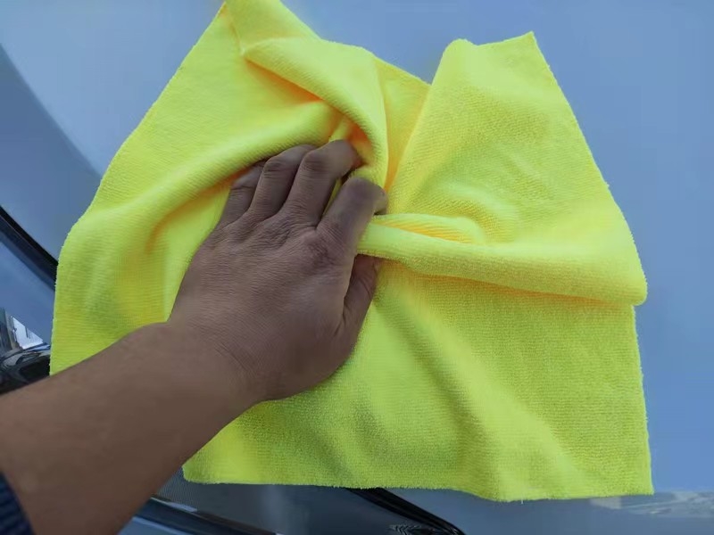 Prosop din microfibră auto pentru lustruire și ștergere - 300 g, microfibră warp-knitted, fir împletit, fibre ultrafine