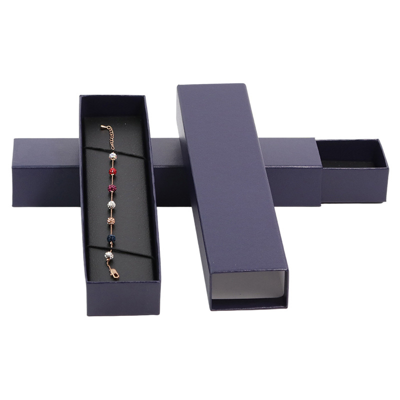 Apple Watch каишка кутия – модел XJ0003, материали: картон и PU, опаковка: изтегляща кутия, горещ печат, подаръчна и бижутерна опаковка