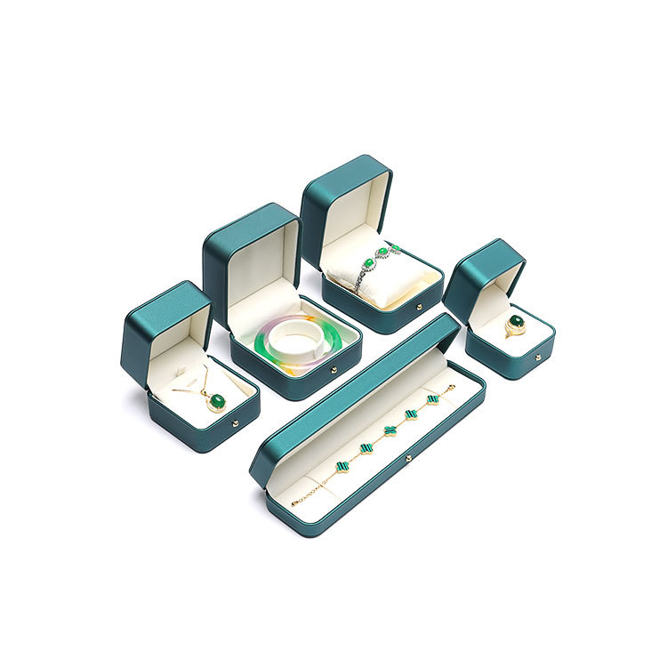 Опаковка за бижута – PU кожа, кутия за пръстени, висулки и гривни, кутия за дълги вериги, възглавничка за опаковка; Марка: Xinhua Packaging