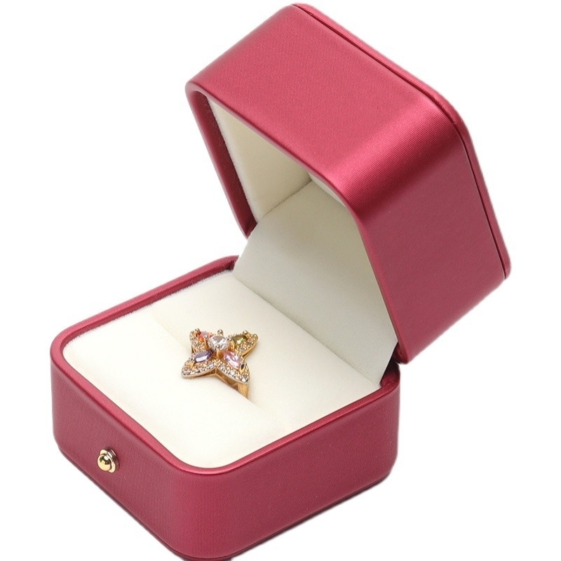 Опаковка за бижута – PU кожа, кутия за пръстени, висулки и гривни, кутия за дълги вериги, възглавничка за опаковка; Марка: Xinhua Packaging