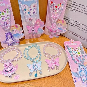 Ogrlica s perlicama u crtani stil s privjeskom princeze, ručno izrađeno, miješani materijali, Serija Princeza