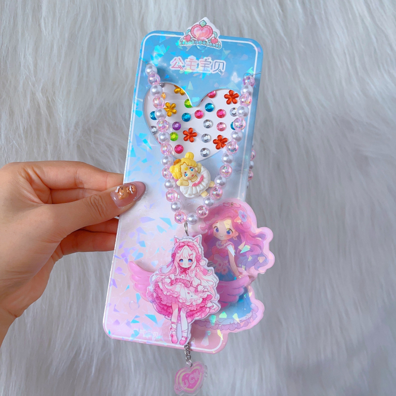 Ogrlica s perlicama u crtani stil s privjeskom princeze, ručno izrađeno, miješani materijali, Serija Princeza