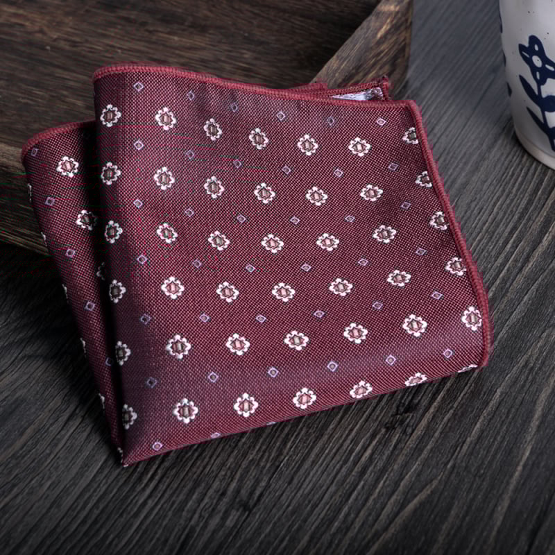 Zsebkendő zakókhoz Jacquard csíkos mintával, poliészter szál, poliészter bélés, magas minőségű stílus