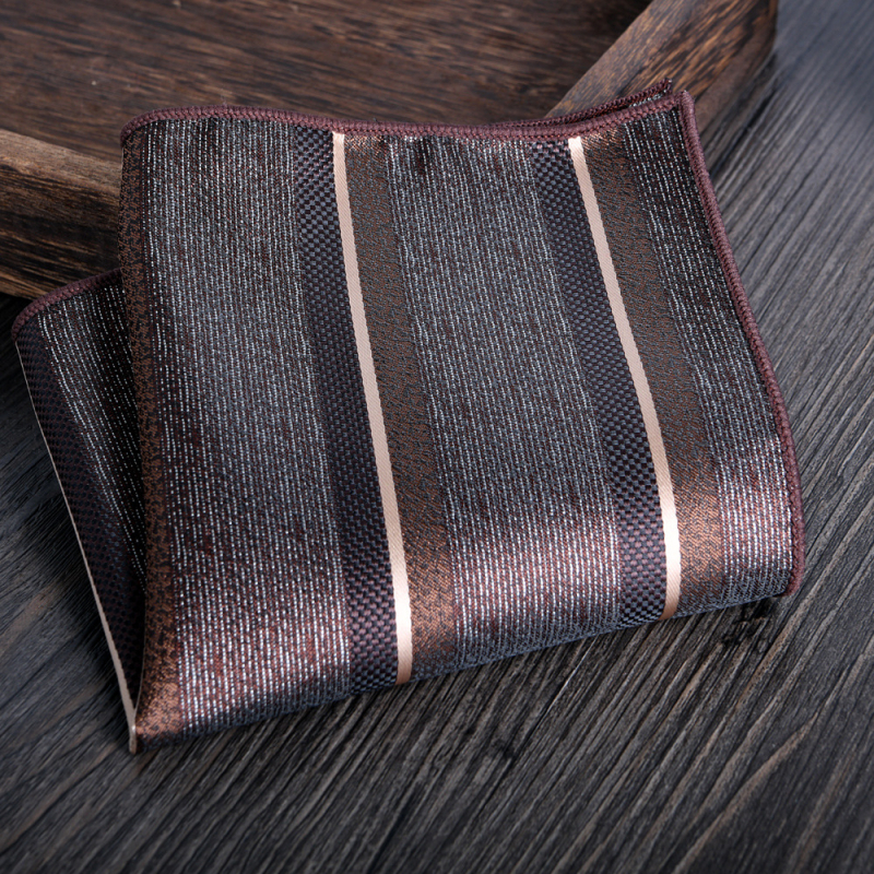 Zsebkendő zakókhoz Jacquard csíkos mintával, poliészter szál, poliészter bélés, magas minőségű stílus