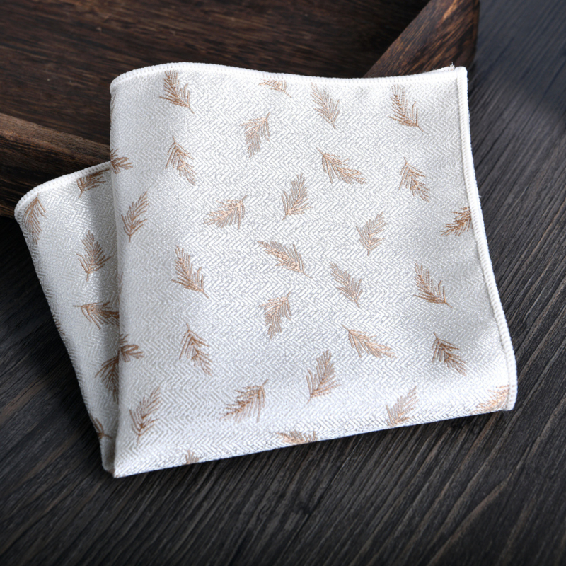 Zsebkendő zakóhoz, magas minőségű, Jacquard szövés, poliészter fonal, csíkos minta, poliészter bélés