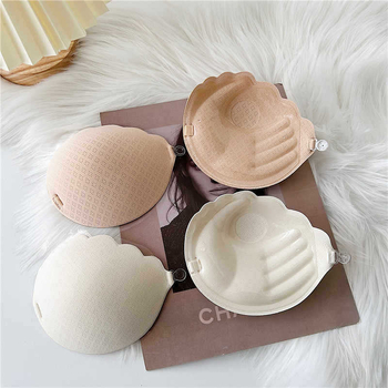 Láthatatlan női mellragasztó nylonból, lélegző, 3 cm vastag kosár, kerek mellbimbó forma, kivágott dizájn