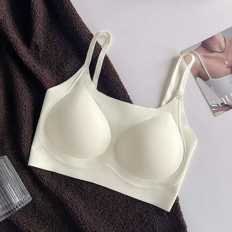 Sporta krūšturis bez stieplēm, bezšuvju, elpojošs, bezvadu, ar 3/4 kausiem no neilona, formētas kupas, oderējums no spandeksa