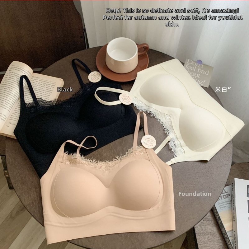 Bezšuvju krūšturis ar 3/4 kausiem, vidēji formēti kausi ar putu kausu nodom, fiksētas plecu siksnas