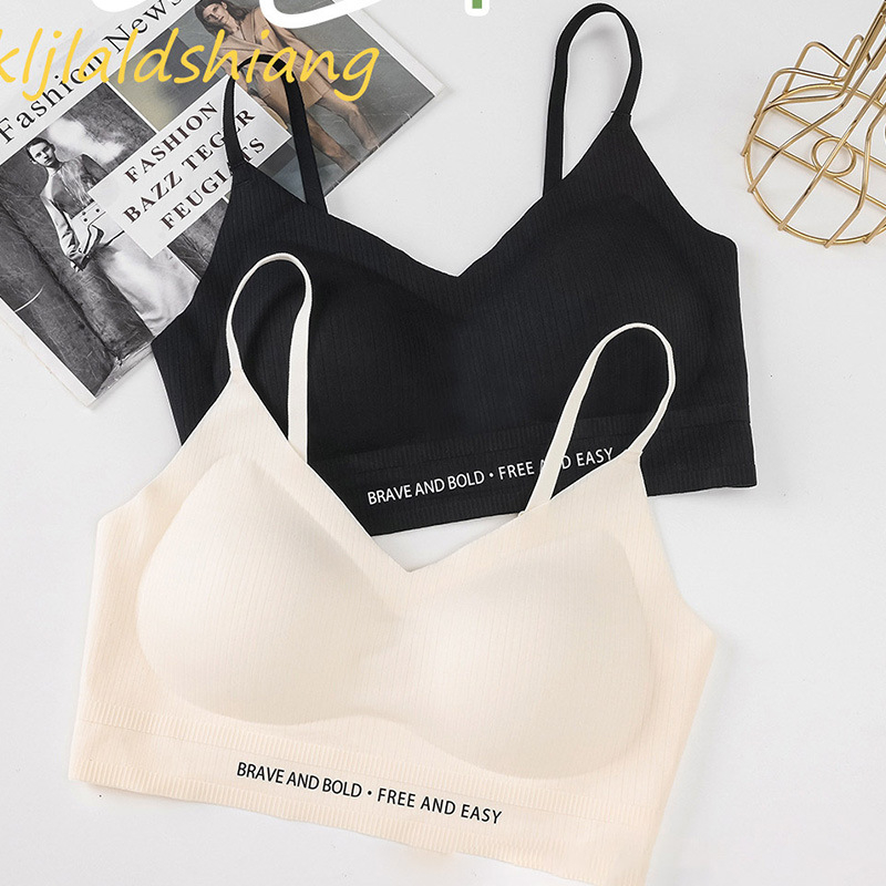 Nailona krūšturis-vest ar 3/4 krūšu kauss, plāns formēts kauss, fiksētas dubultās siksnas, elpojošs komforts