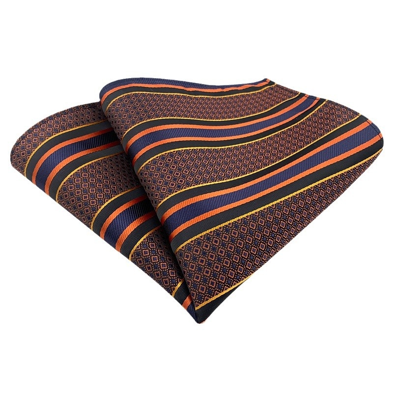 Zsebkendő zakóhoz csíkos mintával (Anyag: poliészter szál; Minta: csíkos; Stílus: estélyi viselet; Feldolgozás: Jacquard; Bélés: poliészter)