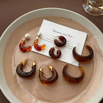 Naušnice od živice - geometrijski oblik, injekcijsko lijevanje, 925-srebrni postovi, lagani luksuzni stil