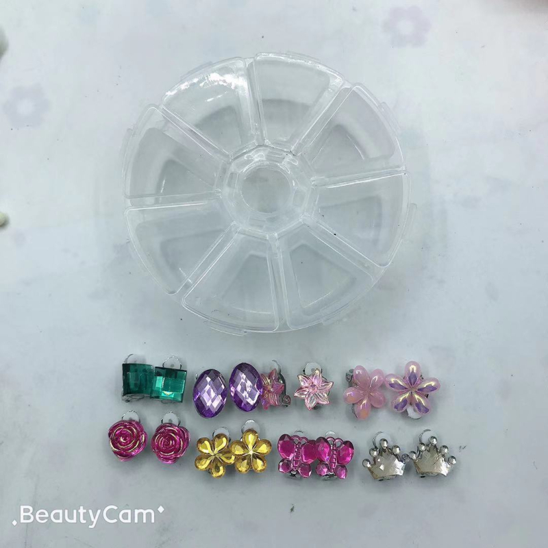 Resiinist laste kõrvarõngad – karikatuurne motiiv, 8 paari, eraldi pakend