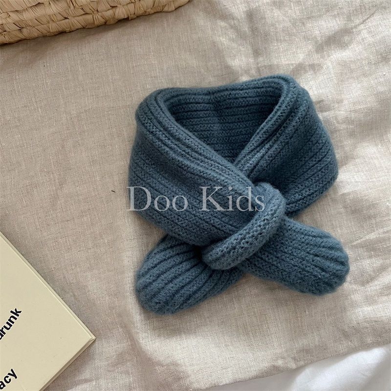 Korejos stiliaus vaiko megztas šalikas su kryžiniu raštu, žiema 2025, unisex, vienodas raštas