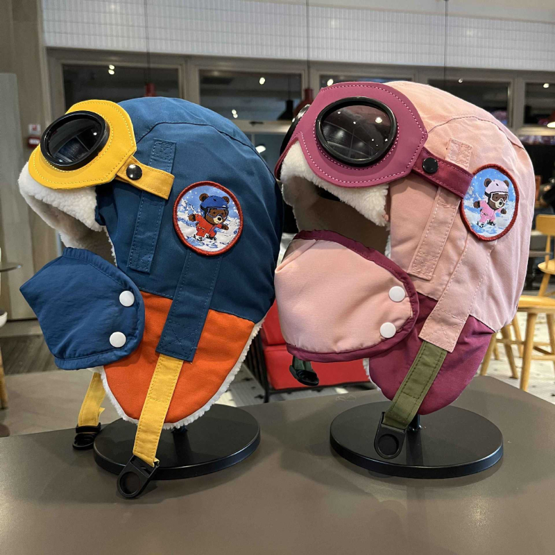 Căciulă Lei Feng pentru copii, design urs, cu protecție împotriva vântului pentru urechi, căptușită cu fleece, formă domă