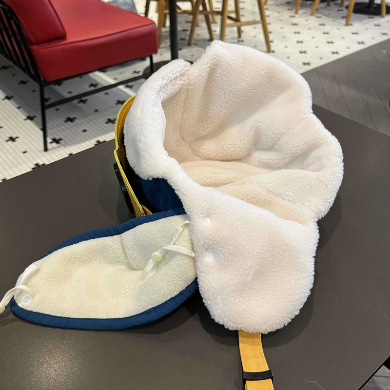 Căciulă Lei Feng pentru copii, design urs, cu protecție împotriva vântului pentru urechi, căptușită cu fleece, formă domă