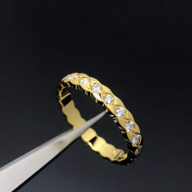 Prsten od legure s pozlaćivanjem 18K, rhombus mrežni dizajn, CNC ugravirano, Seiko završna obrada, unisex