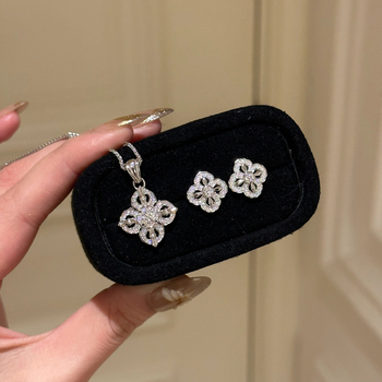 Vajra Négylevelű virág nyaklánc és fülbevaló szett, S925, gyémánttal beültetett, Chopard-stílusú lánc