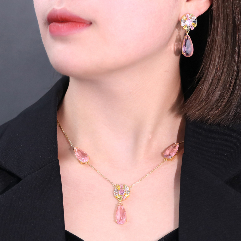 Set de bijuterii pentru femei: cercei și colier, cupru placat 18K aur, petale de zircon în formă de picătură de apă