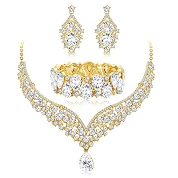 Háromrészes ékszerszett: nyaklánc, fülbevalók és karkötő ötvözetből, elektroplattálva, O-formájú lánc, medál ötvözetből, minta Csillagok/Nap és Hold/Felhők/Univerzum, 2025 ősz, elegáns stílus.