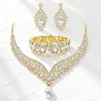 Háromrészes ékszerszett: nyaklánc, fülbevalók és karkötő ötvözetből, elektroplattálva, O-formájú lánc, medál ötvözetből, minta Csillagok/Nap és Hold/Felhők/Univerzum, 2025 ősz, elegáns stílus.