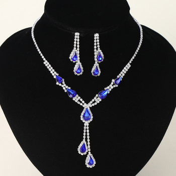 Set nakita: Rhinestone, ručna izrada, lagani luksuz, naušnice i ogrlica, oblici: srce / kapljica / zvončić