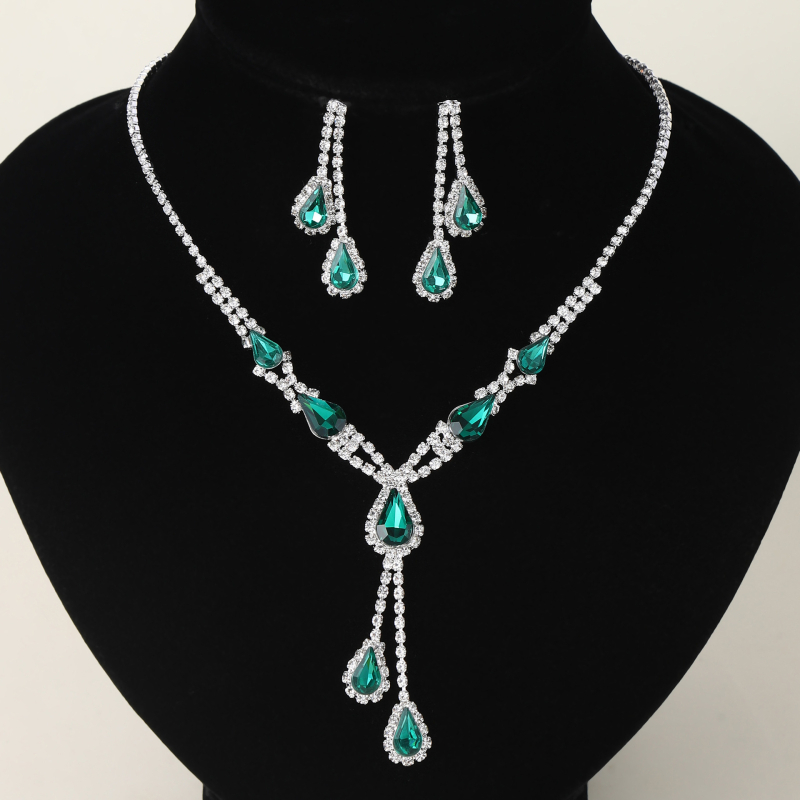 Set nakita: Rhinestone, ručna izrada, lagani luksuz, naušnice i ogrlica, oblici: srce / kapljica / zvončić