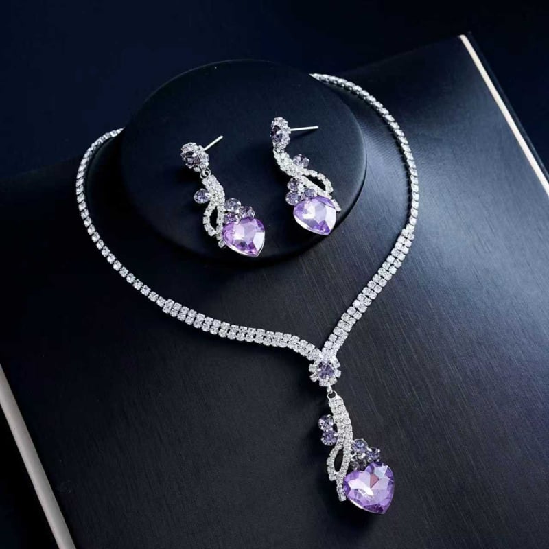 Ékszerszett: fülbevaló és nyaklánc rhinestone-okkal, elektroplatinált felület, minta szív/könnycsepp/harang