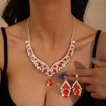 Ötvözetből készült nyaklánc és fülbevaló készlet, elektroplating, rhinestone medál, forma: szív/csepp/harang, standard lánc, tartalmazza a fülbevalókat és a nyakláncot, hercegnő stílus, ősz 2025