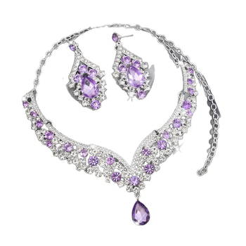 Ötvözetből készült nyaklánc és fülbevaló készlet, elektroplating, rhinestone medál, forma: szív/csepp/harang, standard lánc, tartalmazza a fülbevalókat és a nyakláncot, hercegnő stílus, ősz 2025