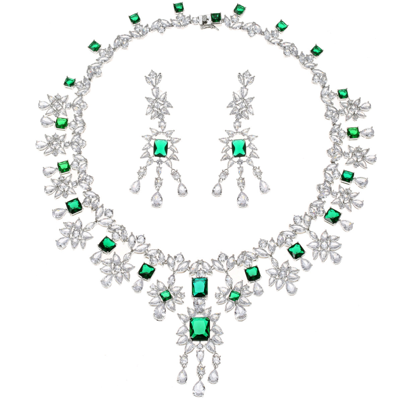 Női ékszerszett: rézből készült nyaklánc és fülbevaló, elektroplakkal, vegyes kövek beépítés, virágmotívum