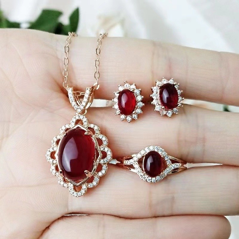 Set nakita s imitacijom granata: naušnice, ogrlica i narukvica, privjesak od legure, O-lanac, motiv biljaka i cvijeća, korejski stil
