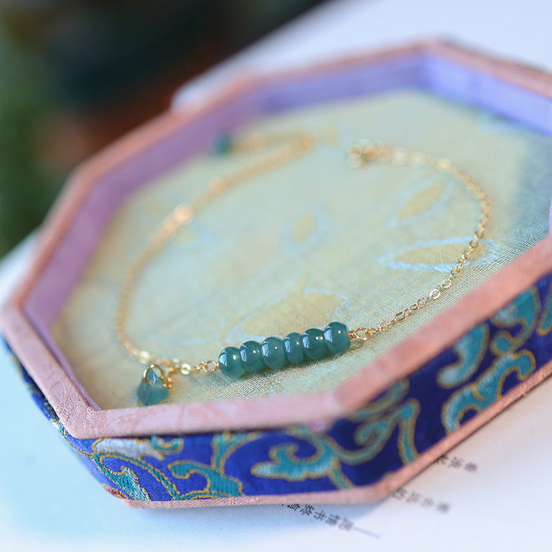 Nefrita abaku kulons rokassprādze, ledaina tipa, dabīgs nefriti A klases, roku darbs, pārklāta ar 14K zeltu