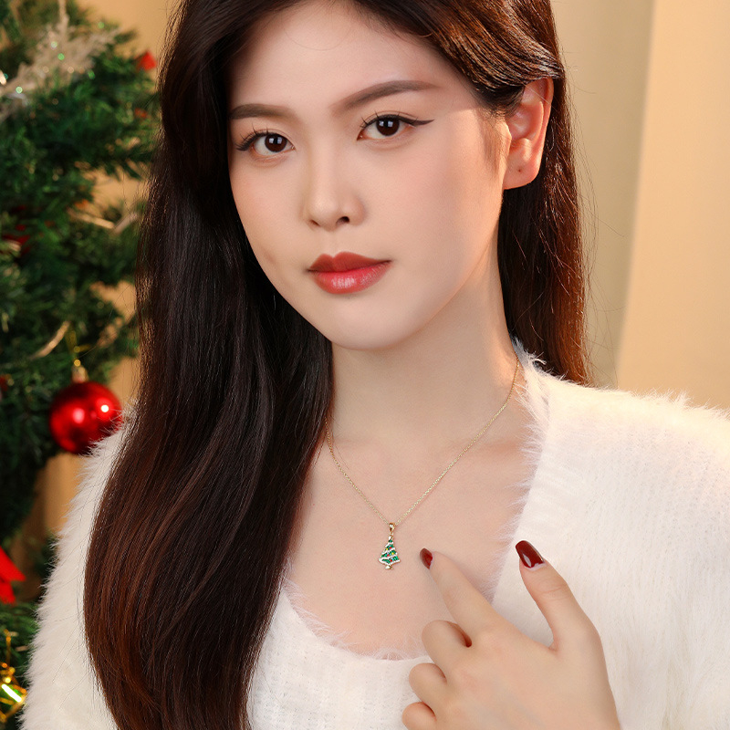 Colier din argint 925 cu pandant zircon, lanț încrucișat, finisaj electroplatat