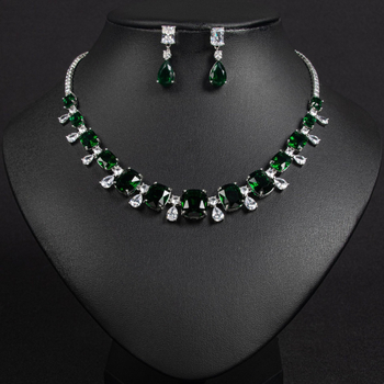 Set de bijuterii din cupru cu zirconiu: cercei și colier cu lanț clavicular; stil cub-drop, design nou chinezesc; motive: iubire, picătură de apă, clopot