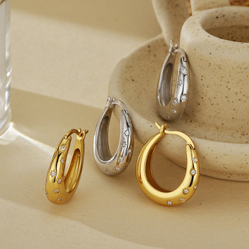 Cercei din argint 925, design stea (pietre micro-incrustate; greutate 3,3–4,9 g)