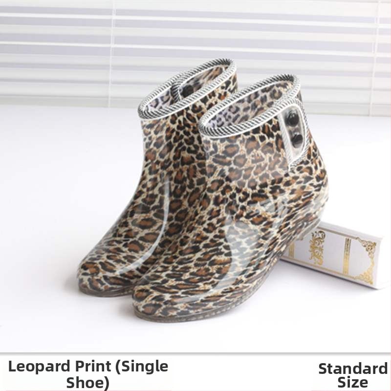 Sieviešu PVC lietus zābaki, īss augstums, ūdensnecaurlaidīgi, neslīdoši, ar flīsa iekšpusi