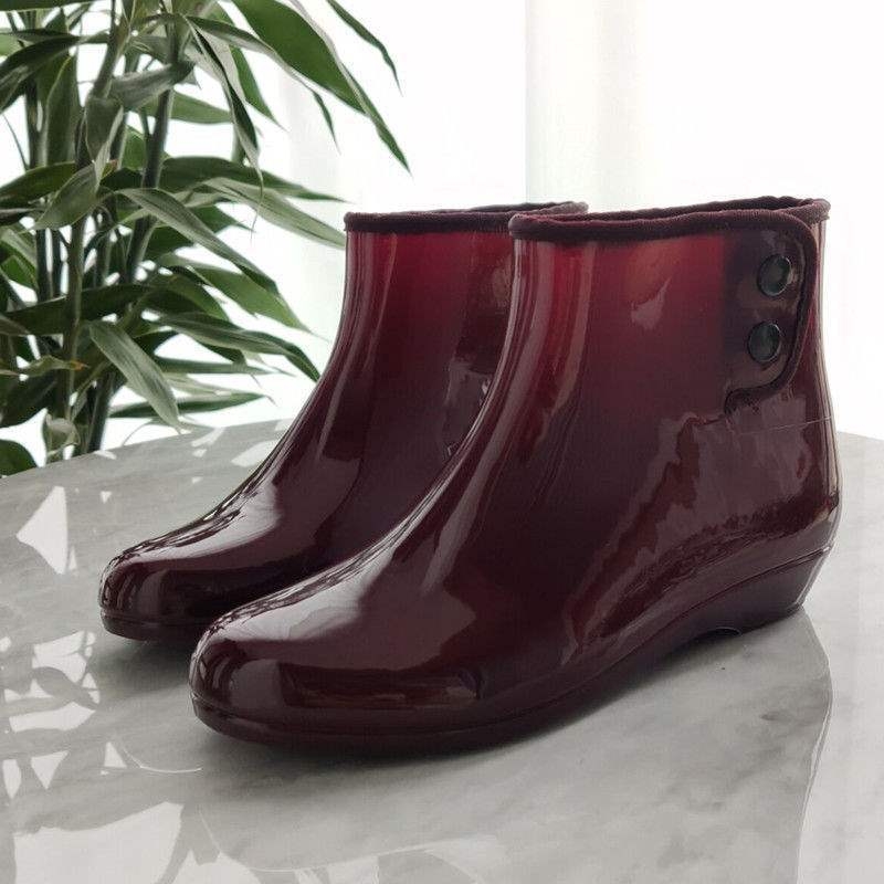 Дамски ботуши за дъжд, PVC горна част, водоустойчиви, подплатени с флийс, нехлъзгаща се подметка, нисък височинен профил